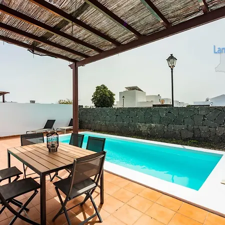 Casa Kokomo * פלאיה בלנקה